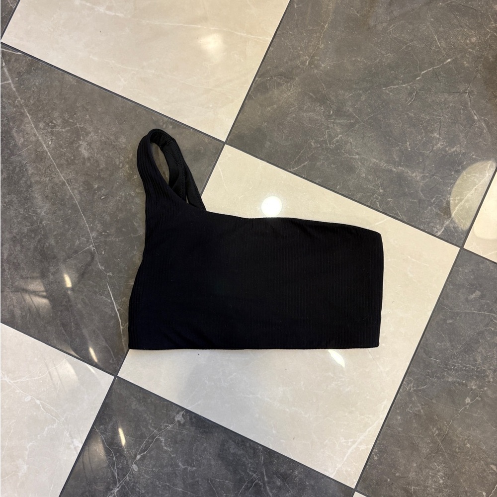 Black One-Shoulder Lululemon Sports Bra